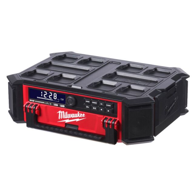 MILWAUKEE M18PRCDAB+0 PACKOUT DAB+ RADIO CHARGER